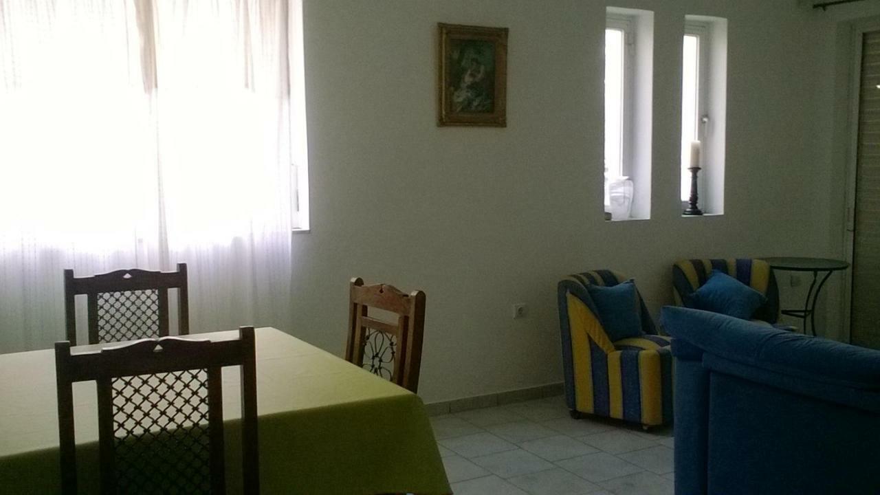 Nireos Proteos 20 Apartment Rafina  Exterior photo